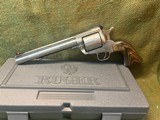 RUGER "NEW MODEL" SUPER BLACKHAWK STAINLESS .44 MAGNUM - 1 of 3