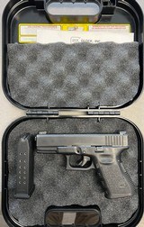 GLOCK 19 9MM LUGER (9X19 PARA) - 1 of 3