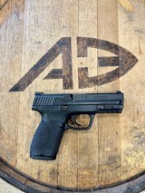 SMITH & WESSON M&P9 9MM LUGER (9X19 PARA) - 2 of 3