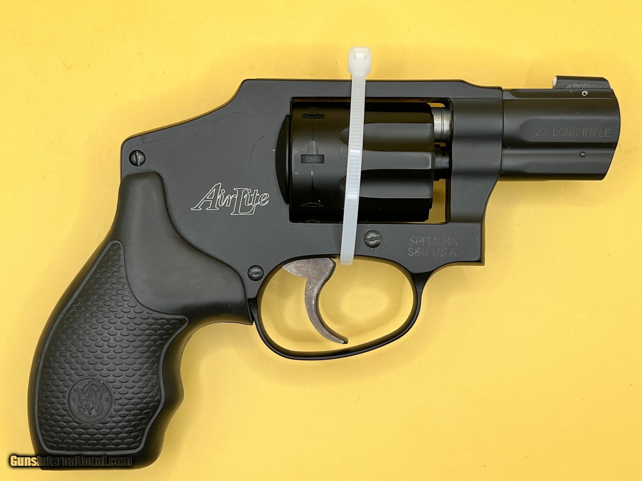 SMITH & WESSON 43C AIR LITE .22 LR