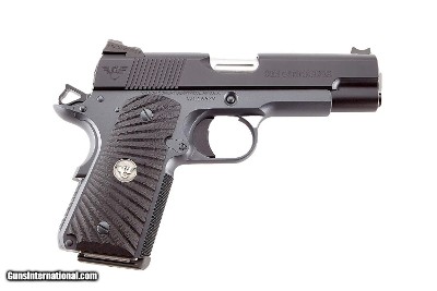 Wilson Combat CQB Commander .45 ACP