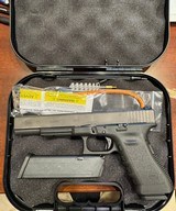 GLOCK G17L 9MM LUGER (9X19 PARA) - 1 of 3