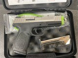 SMITH & WESSON SD9 VE 9MM LUGER (9X19 PARA) - 1 of 2