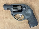 RUGER LCR .38 SPL - 2 of 3