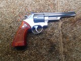 SMITH & WESSON 629 .44 MAG/.44 SPL - 2 of 3