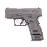 SPRINGFIELD ARMORY XD-40 SUB-COMPACT .40 S&W - 1 of 3