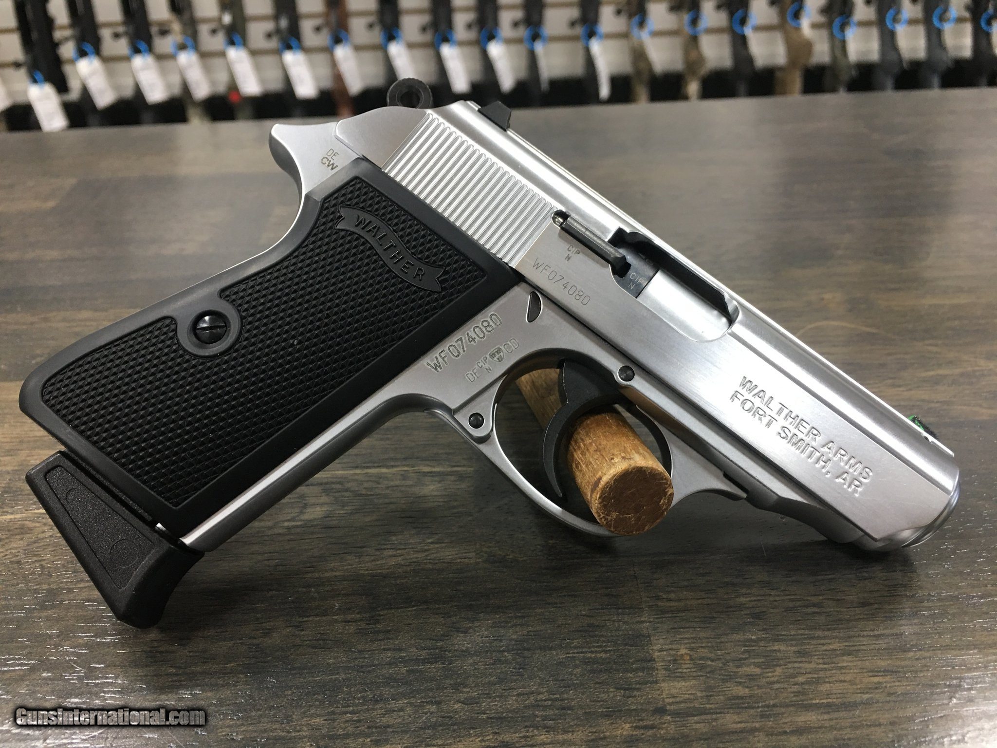 Walther Ppk S .22 Lr