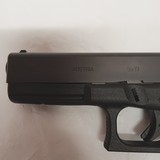 GLOCK 17 g17 gen 3 9MM LUGER (9X19 PARA) - 2 of 3