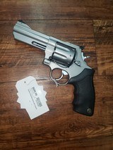 TAURUS 608 .357 MAG - 1 of 2