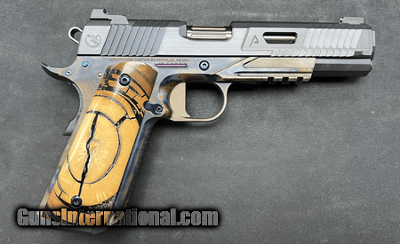 NIGHTHAWK CUSTOM VIP Agent 2, TURNBULL COLOR CASE, HIGH POLISHED, MAMMOTH TUSK IVORY .45 ACP