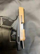 TAURUS GX4 9MM LUGER (9X19 PARA) - 2 of 3