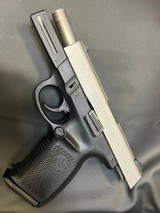 SMITH & WESSON SW40VE .40 S&W - 1 of 3