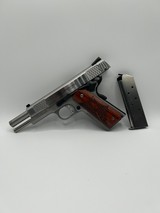 SMITH & WESSON Smith & Wesson 1911 E Series SW1911 stainless .45 ACP - 1 of 3