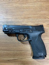 SMITH & WESSON M&P9
M2.0 9MM LUGER (9X19 PARA) - 1 of 3