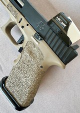 GLOCK 19 CUSTOM 9MM LUGER (9X19 PARA) - 2 of 3