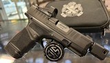 SPRINGFIELD ARMORY HELLCAT 9MM LUGER (9X19 PARA) - 1 of 3