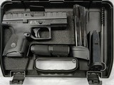 BERETTA APX 9MM LUGER (9X19 PARA) - 1 of 3