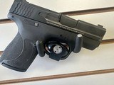 SMITH & WESSON M&P 9 SHIELD 9MM LUGER (9X19 PARA) - 1 of 2