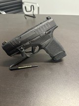 SPRINGFIELD ARMORY HELLCAT 9MM LUGER (9X19 PARA) - 2 of 3
