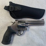 SMITH & WESSON 629-6 .44 MAGNUM - 1 of 3