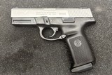 SMITH & WESSON SW40VE .40 S&W - 1 of 3