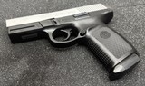 SMITH & WESSON SW40VE .40 S&W - 2 of 3