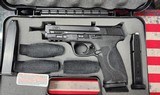 SMITH & WESSON LE M&P 9 M2.0 9MM LUGER (9X19 PARA) - 1 of 3