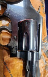 SMITH & WESSON MODEL 36-10 .38 SPL - 2 of 3
