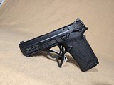 SMITH & WESSON Shield EZ 9MM LUGER (9X19 PARA) - 1 of 3