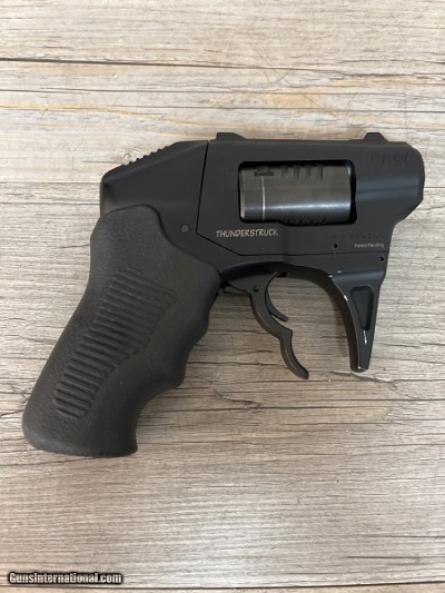STANDARD MANUFACTURING S333 THUNDERSTRUCK .22 WMR