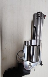 SMITH & WESSON 460V .460 S&W MAGNUM - 1 of 3