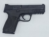 SMITH & WESSON M&P 40 M2.0 .40 S&W - 2 of 3