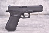 Glock G22
Gen 4 .40 S&W - 3 of 3