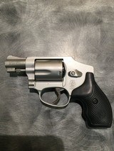 SMITH & WESSON 642 AIRWEIGHT NO INTERNAL LOCK .38 SPL - 2 of 3