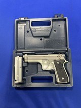 BERETTA 92FS 9MM LUGER (9X19 PARA) - 1 of 3