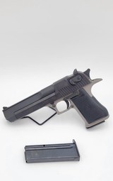 IMI Desert Eagle .44 MAGNUM - 2 of 3