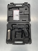 SPRINGFIELD ARMORY HELLCAT OSP (FDE) 9MM LUGER (9X19 PARA) - 1 of 3