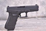 Glock G22Gen 4 .40 S&W - 3 of 3