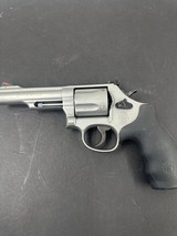 SMITH & WESSON 69 .44 MAGNUM - 1 of 2