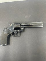 COLT 1975 Python .357 MAG - 2 of 3