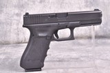 Glock G22Gen 4 .40 S&W - 3 of 3