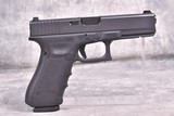 Glock G22Gen 4 .40 S&W - 3 of 3