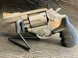 SMITH & WESSON Revolver 66-3 .357 MAG - 2 of 3