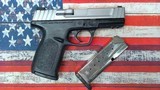 SMITH & WESSON SD40VE .40 S&W - 1 of 3