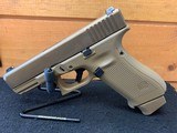 GLOCK 19X 9MM LUGER (9X19 PARA) - 1 of 3