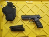 HECKLER & KOCH HK P30L .40 S&W - 1 of 3