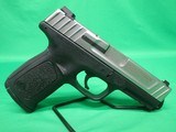 SMITH & WESSON SD40VE .40 S&W - 2 of 3