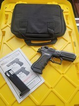MAGNUM RESEARCH BABY DESERT EAGLE 9MM LUGER (9X19 PARA) - 2 of 3