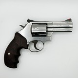 SMITH & WESSON 686-6 .357 MAG - 1 of 3