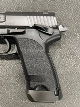 HECKLER & KOCH USP .40 S&W - 3 of 3